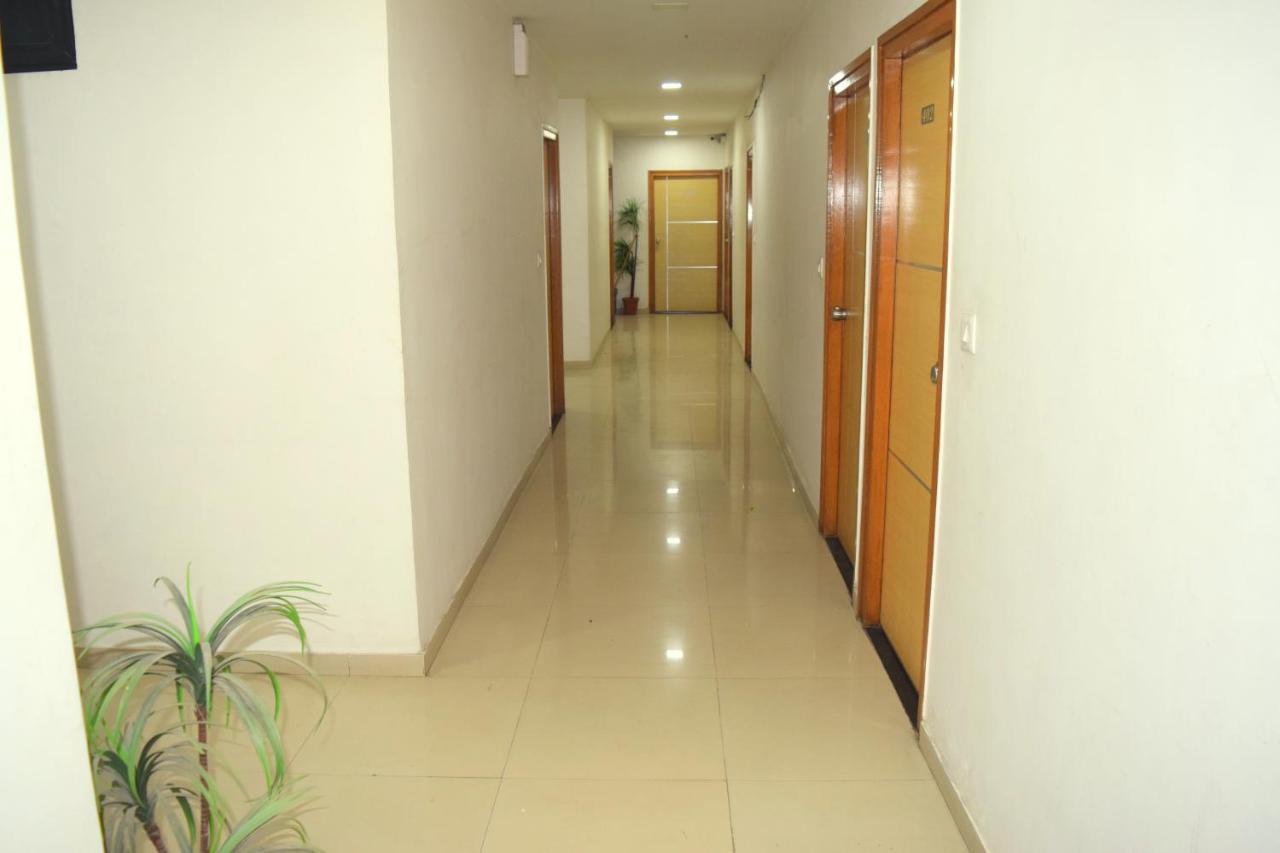 D Veeray By Sky Stays Ahmedabad Buitenkant foto